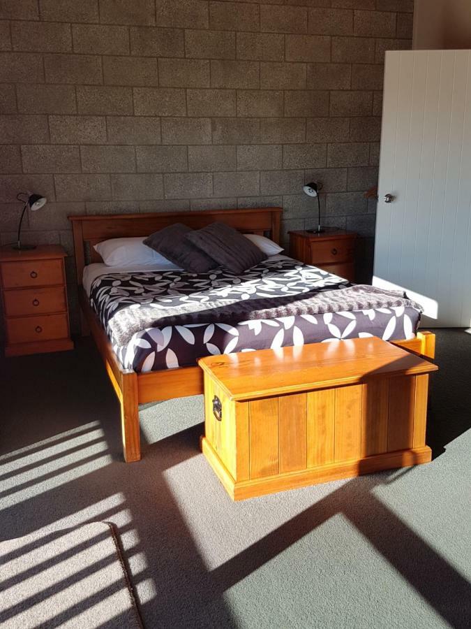 Abbey Court Motel Coromandel Экстерьер фото